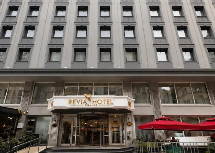 Revia Square Hotel