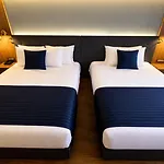 Hotel Revia Square 4*