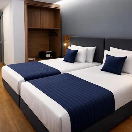 Hotel Revia Square