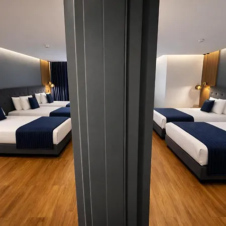 Otel Revia Square