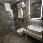 Revia Square Hotel Istanbulská provincie